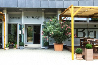 AuBridge restaurant